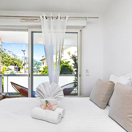 Le Lord - Somptueux 2 Pièces-parking Privé- Frontière Monaco Appartement Beausoleil